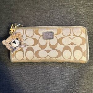 Coach poppy sateen wallet